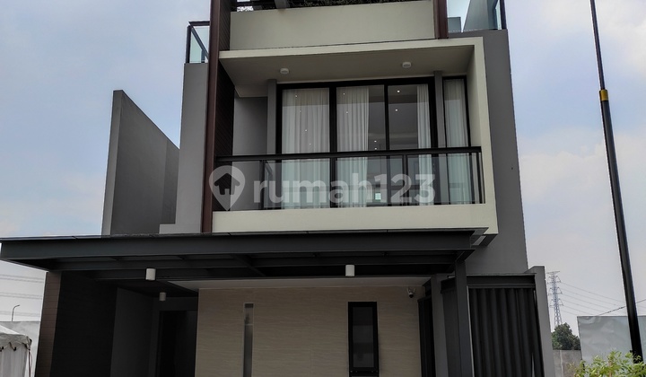Rumah Metland Puri, 7x15, 3 Lantai, 3 Kamar Tidur, Dekat Akses Tol Rumah Metland Puri, 7x15, 3 Lantai, 3 Kamar Tidur, Dekat Akses Tol