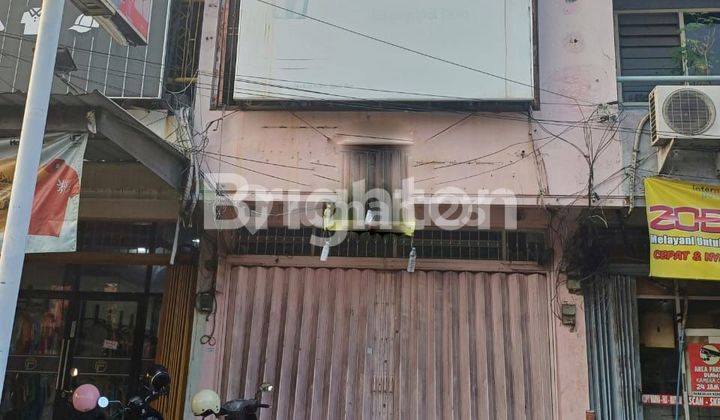 STRATEGIC SHOPHOUSE IN FRONT OF UPN