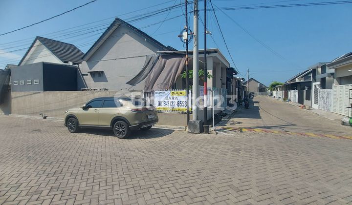 CORNER HOUSE BEAUTIFUL MODERN 2