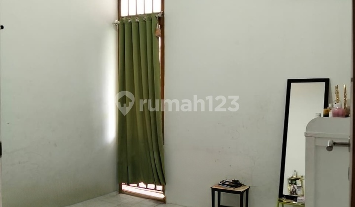 Rumah, 1 Lantai, SHM, di Rungkut, 2
