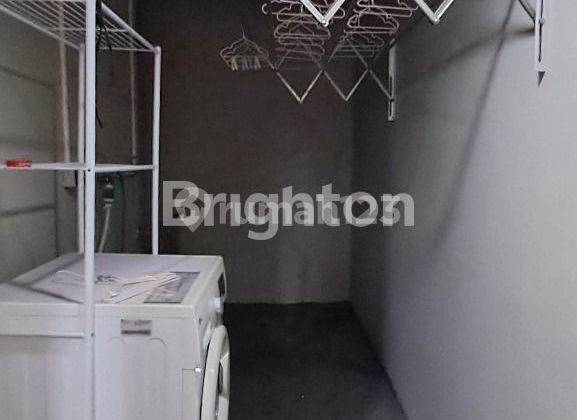 RUMAH MEWAH TERAWAT SIAP HUNI 2