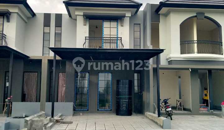 Beautiful 2-Story House. Newly Built.