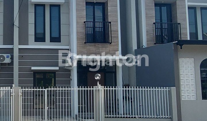 Rumah 2 Lantai Modern Minimalis di Alana Regency Tambak Oso