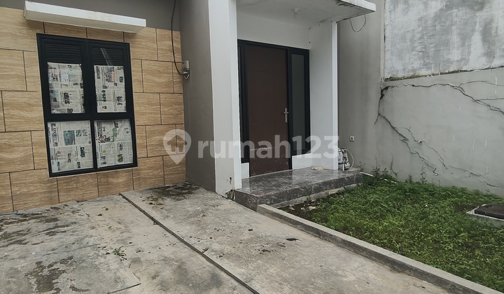 Rumah, 1 Lantai, di Waru, 2