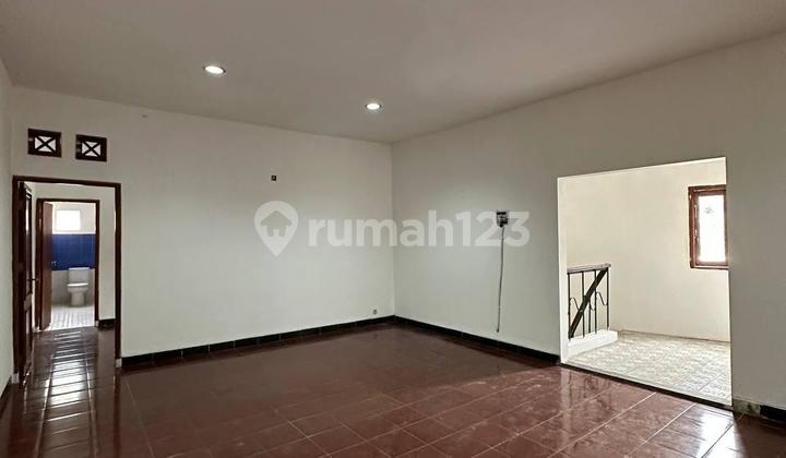 For Rent: Central Menteng House, Suitable for Office or Residence