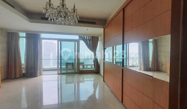 Apartemen Kempinski Residence 3 Kamar Tidur Semi Furnished Bagus 261m² Grand Indonesia 2
