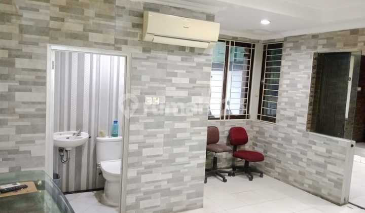 Disewakan Ruko 1 Lantai 72M² di Mangga Besar Jakarta Barat Cocok untuk Kantor atau Resto Disewakan Ruko 1 Lantai 72M² di Mangga Besar Jakarta Barat Cocok untuk Kantor atau Resto
