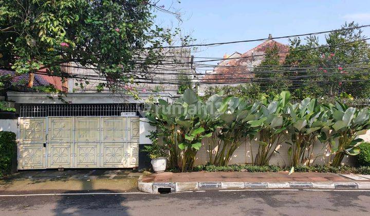 Rumah 2 Lantai Daerah Elite Menteng Pusat Kota 1
