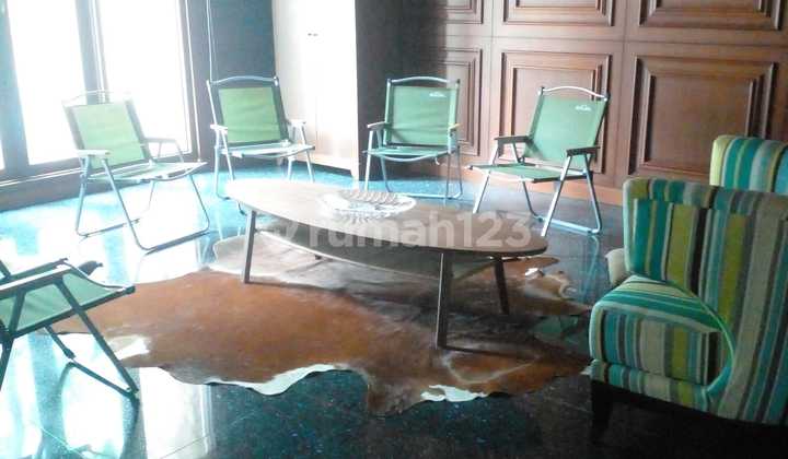 Menteng Rumah Bagus 2Lantai Lokasi Premium Prestige 2