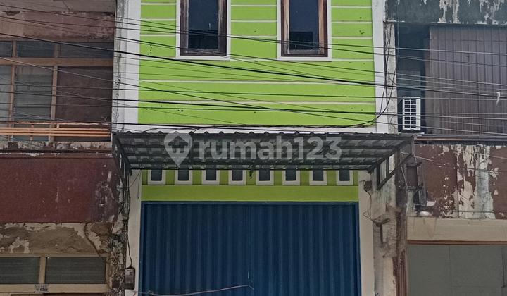Strategic Shop House Suitable For Business, Jalan Beteng, Semarang 1