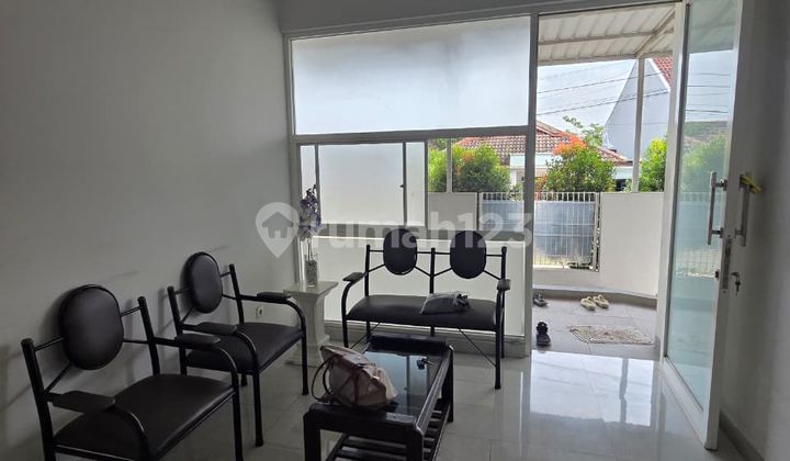 Residential House Also Suitable for Office in Beautiful Semarang 2
