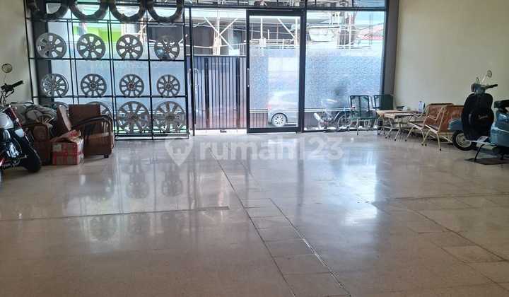 Rumah Tengah Kota Cocok untuk Usaha Jalan Seroja Semarang 2