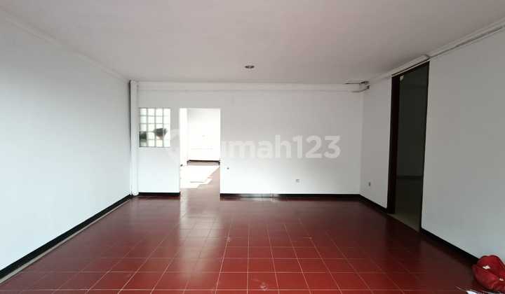 Nice House in the City Center Ready to Use Kawi Street Semarang 2