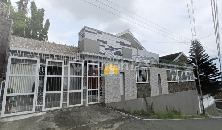 Nice House in the City Center Ready to Use Kawi Street Semarang 1