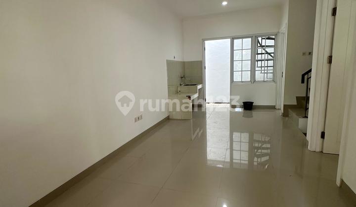 Nice House Ready to Use Paramount Village Semarang 2