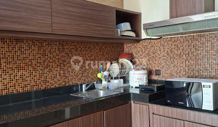 Nice 3 Bedroom Apartment Mg Suites Semarang 2