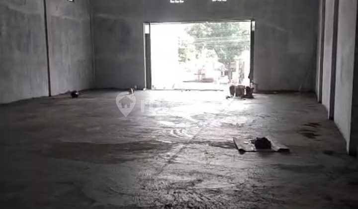 Gudang Siap Pakai Jalan Untung Suropati Semarang 2