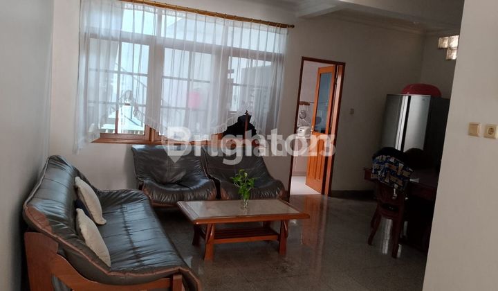 RUMAH BERSIH TERAWAT di PETOJO 2