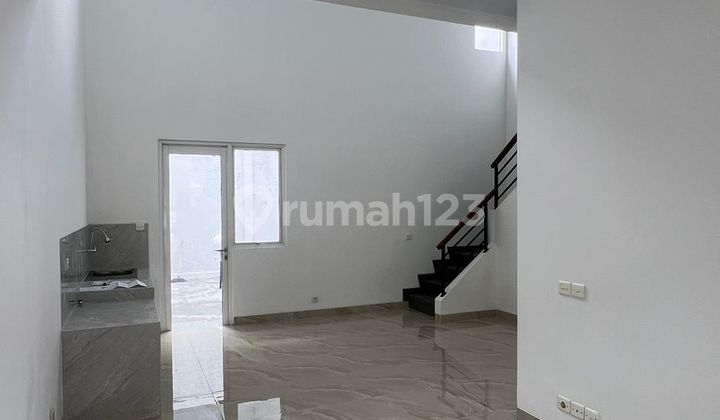 Dijual Rumah Second Gading Serpong Baru Selesai Renov Maret 2026