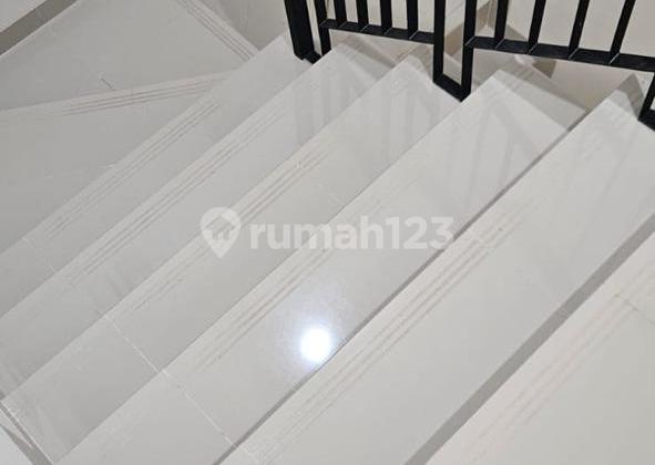 Rumah 3 Kamar Tidur Strategis Tangerang, 1 Menit Tol, Dekat Greenlake