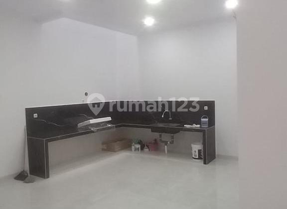 Dijual Cepat Rumah Muara Karang 2 Lantai Strategis