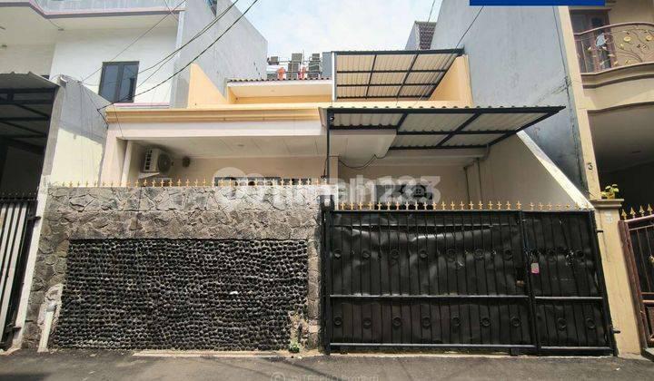 Dijual Rumah di Tanjung Duren 77M2