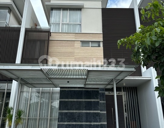 Disewakan Rumah 10X25 Pik Golf Island Barang Langka 1