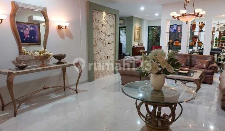 Rumah Siap Huni Furnish Kolam Renang SHM Cilandak Jakarta Selatan 2