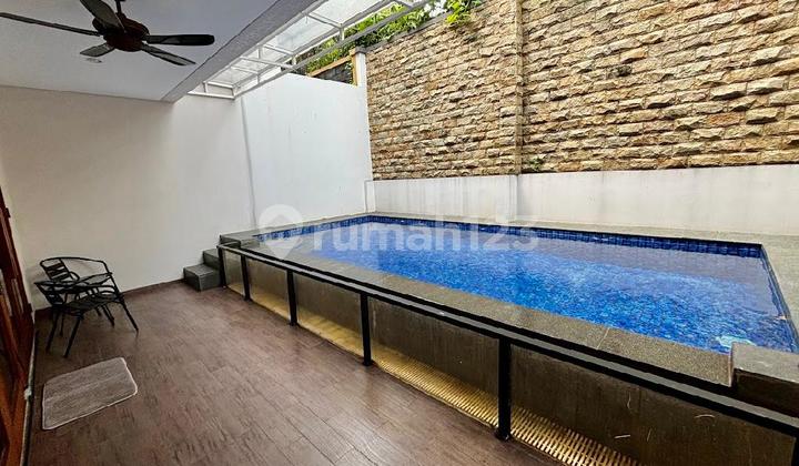 Rumah Rapi Terawat Siap Huni dengan Pool di Jalan Lebak Bulus Jakarta Selatan 2