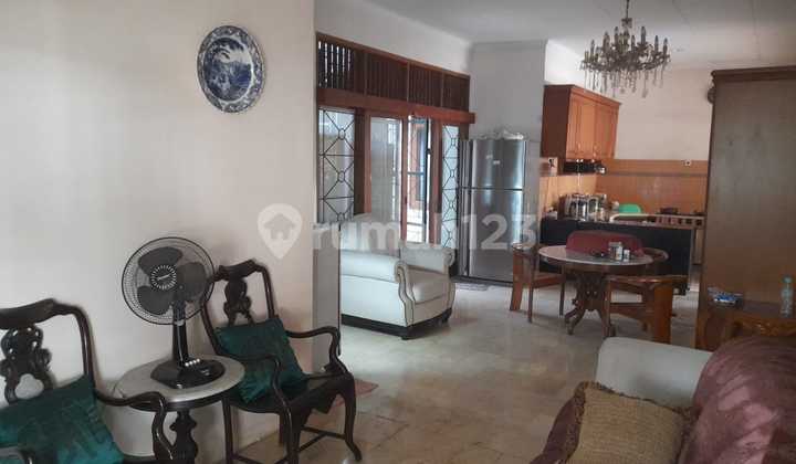 Rumah Nyaman Tanah 185 M2 dengan Taman di Pisok Bintaro 2