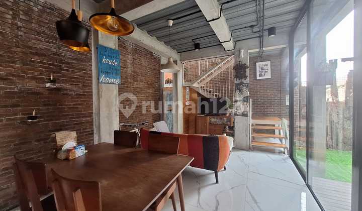 Rumah Modern di Veteran Jakarta Selatan 2,5 Lantai | SHM | Sentuhan Industrial Estetik Rumah Modern di Veteran Jakarta Selatan 2,5 Lantai | SHM | Sentuhan Industrial Estetik
