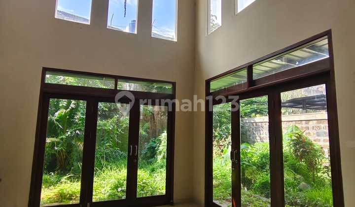 Rumah Bagus Siap Huni Tanah Luas 310 Dengan Taman Halaman Belakang River Park Bintaro Jaya Sektor 8 Dekat akses toll Rumah Bagus Siap Huni Tanah Luas 310 Dengan Taman Halaman Belakang River Park Bintaro Jaya Sektor 8 Dekat akses toll