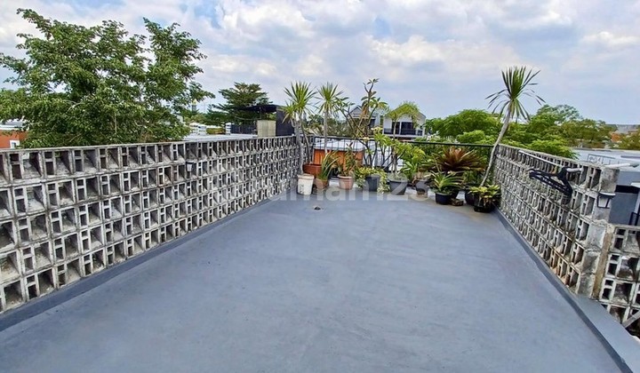 Ready-to-Live House in Kebayoran Harmony - 3+1 Bedroom, Rooftop Available