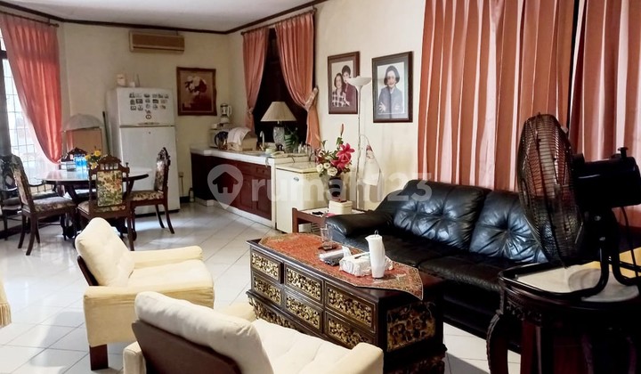 Rumah Bagus di Jl Kana Lestari Lebak Bulus Jakarta Selatan