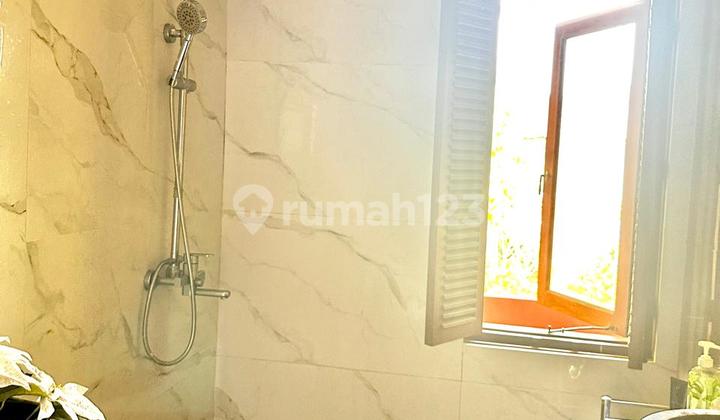 foto lainnya rumah mewah gaya villa hitung