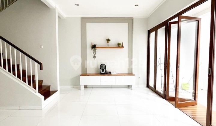 Rumah Modern 2 Lantai di Discovery Conserva, Bintaro Jaya Sektor 9 – Desain Eksklusif, Lokasi Premium