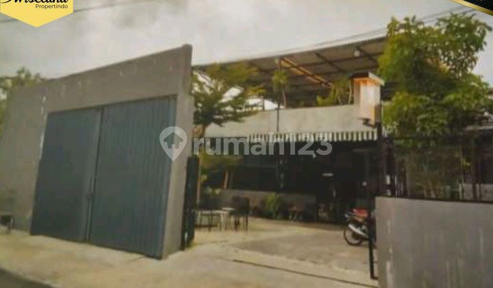 For Sale Cafe With Furniture in Candi Sidoarjo Area, Freehold Title