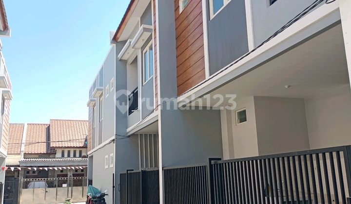 Minimalist House 7x7 Surabaya City 2