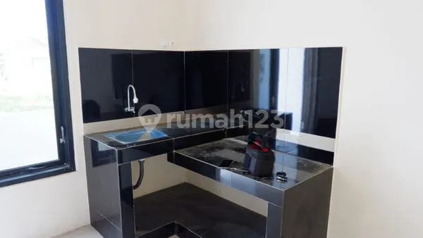 Strategic House in Kediri, Near Schools & Hospital, Price 435 Million 2