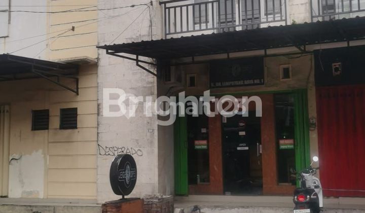 SHOPHOUSE ON JL GUNUNG LEMPUYANG