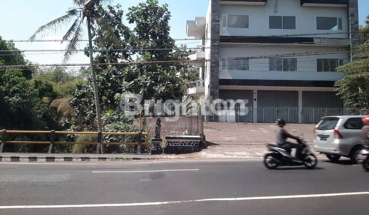 4-STORY SHOPHOUSE FOR SALE AND RENT IN TABANAN 2