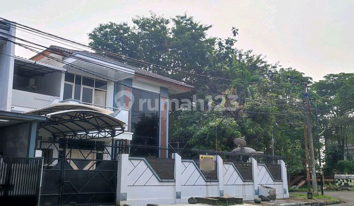 Lokasi Terbaik. Dekat Kolam Renang, Selangkah Ke Tol Green Lake City, Dekat Sekolah, Rumah Sakit Dan Fasilitas Perbelanjaan