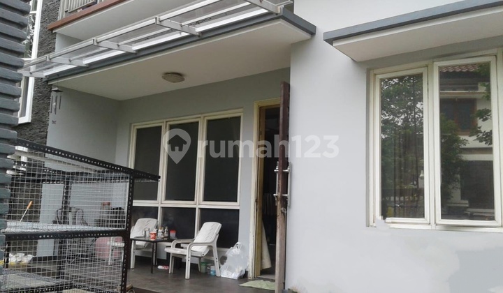 Cool House Ready to Occupy Strategic Location!! 2