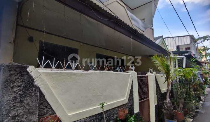 Jual Cepat, Rumah Standart 2Lantai Siap Huni Di Karang Anyar, Nego