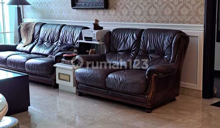 Jual Cepat, Unit 4Br Siap Huni Ada Lift Private Di Apt Belleza, Nego 