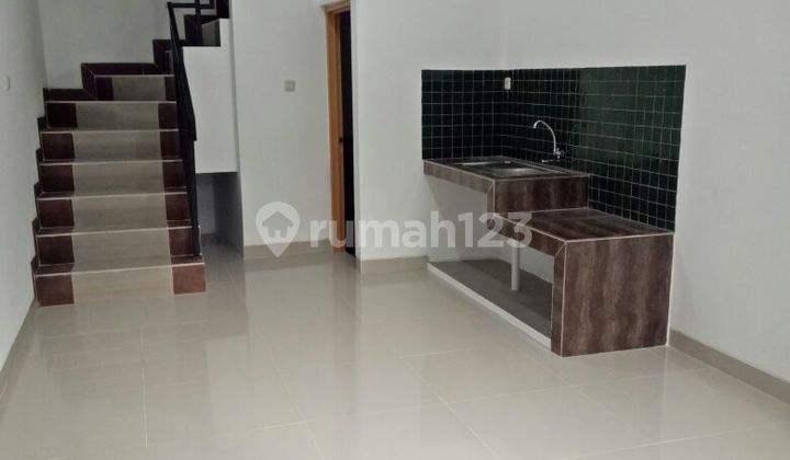 Jual Cepat, Rumah Minimalis 2Lantai Rapih Di Cempaka Putih 