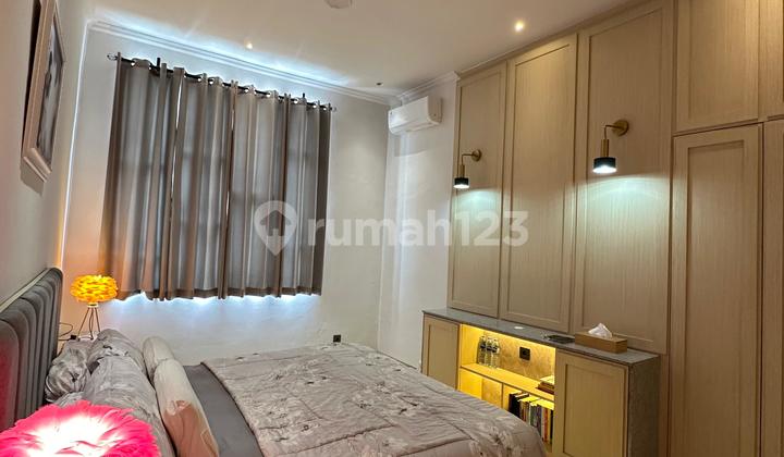 Quick Sale, Neat Semi-Furnished Ready to Occupy House in Grogol, Negotiable 2