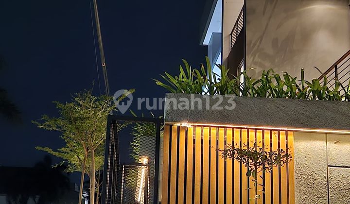 For Sale! Move-in Ready Smart Home 3.5 Floors in Sunter Agung, Negotiable 2