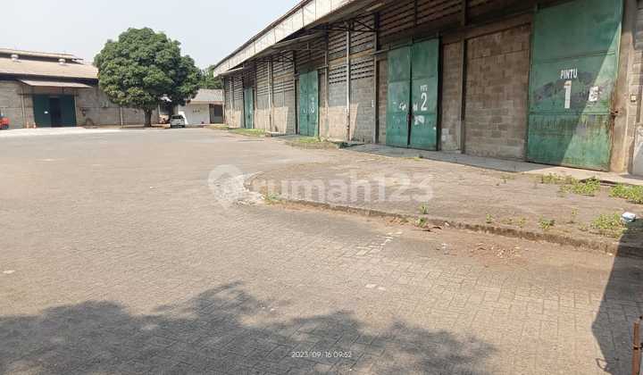 For Sale/For Rent, 2-Story Warehouse with 40Ft Container Access Ready to Use in Cibinong