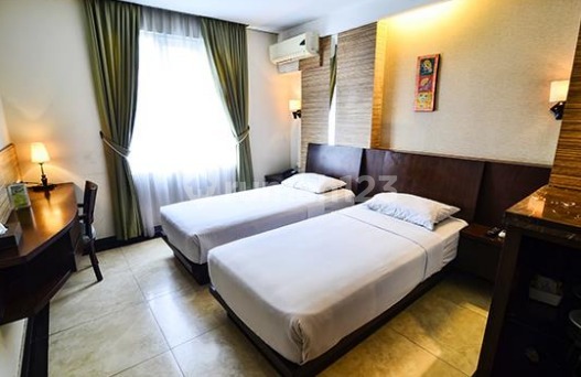 Quick Sale Below NJOP, Losari Roxy Hotel Strategic Location 102 Rooms 2